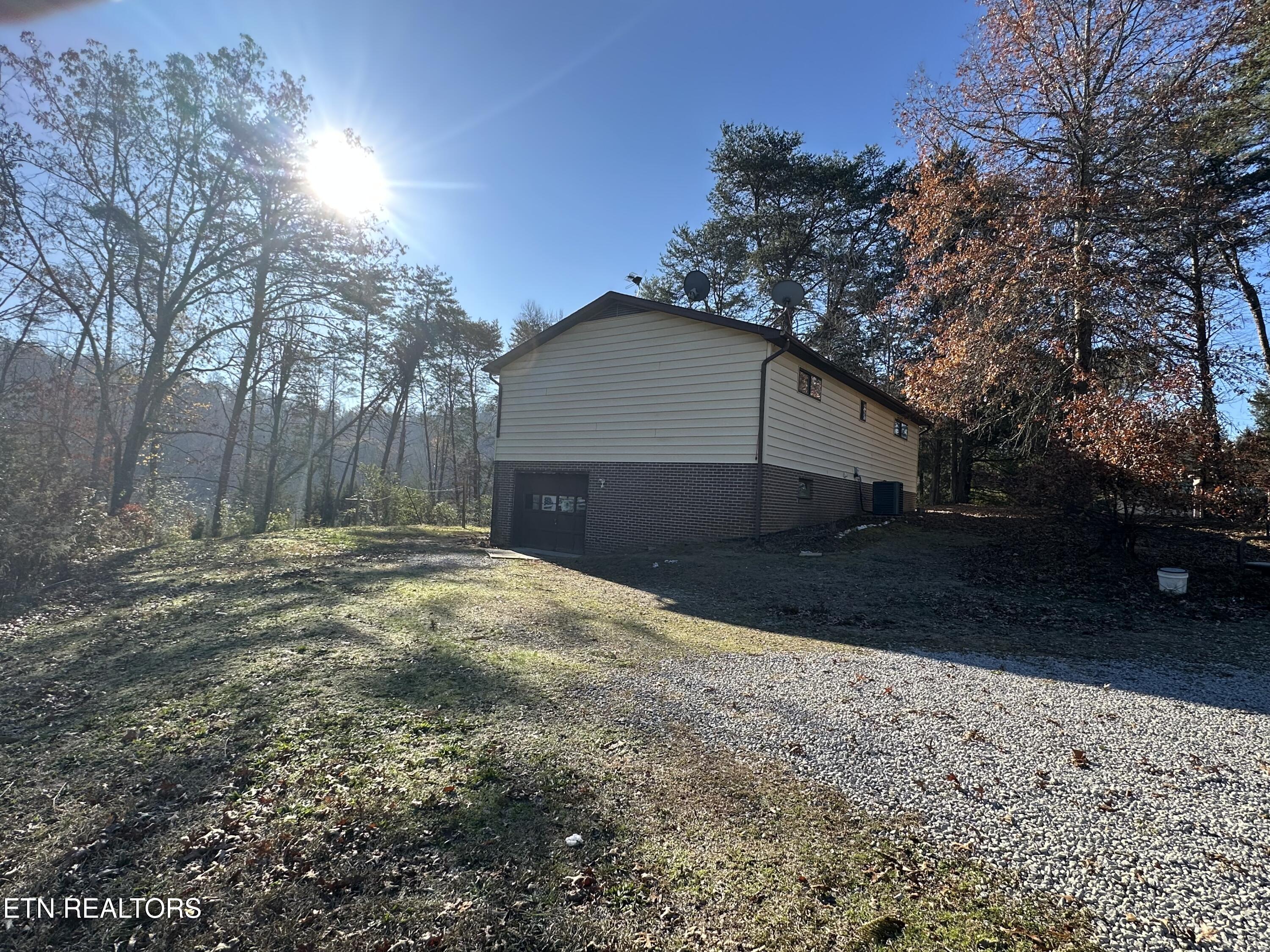 1275 Cove Road Kingston, TN 37763 - Photo 13 of 39 IMG_4944