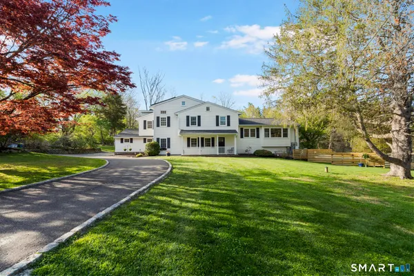$1,399,000 | 10 Hyde Ridge Road, Weston, CT 06883