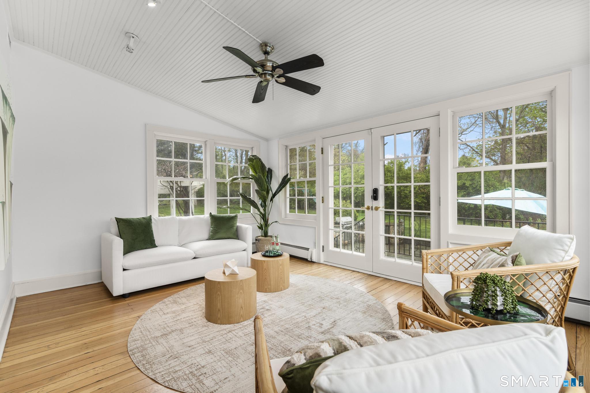 10 Hyde Ridge Road Weston, CT 06883 - Photo 13 of 40