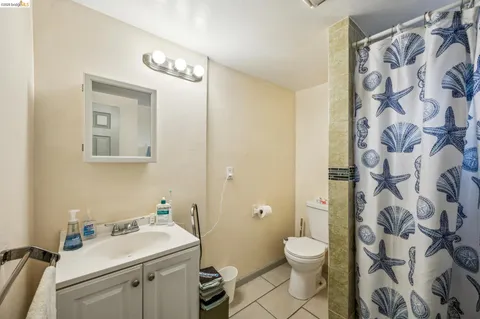 $699,000 | 1820 International Boulevard, Oakland, CA 94606