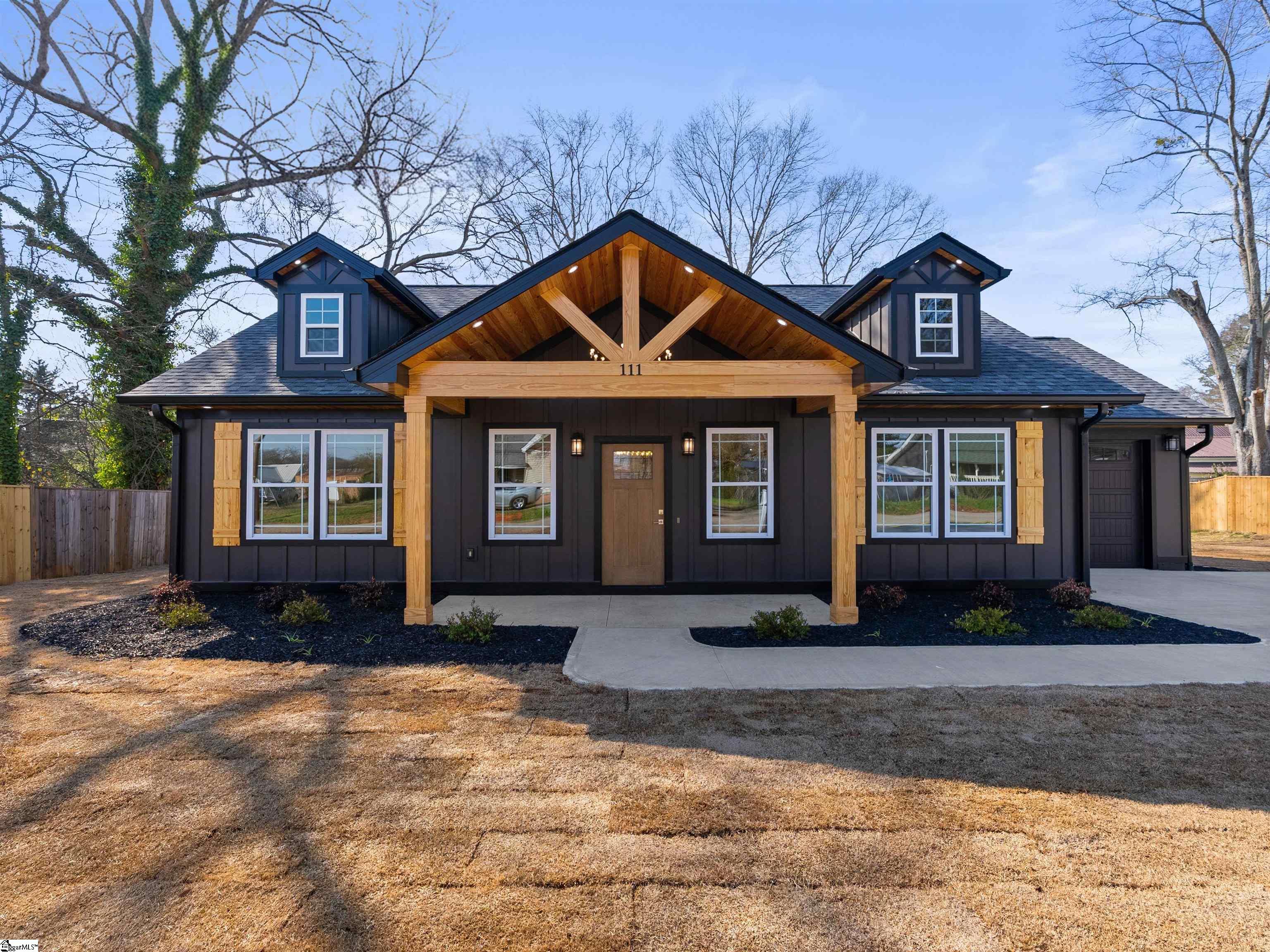 111 West 2nd Street Williamston, SC 29697 - Photo 1 of 28