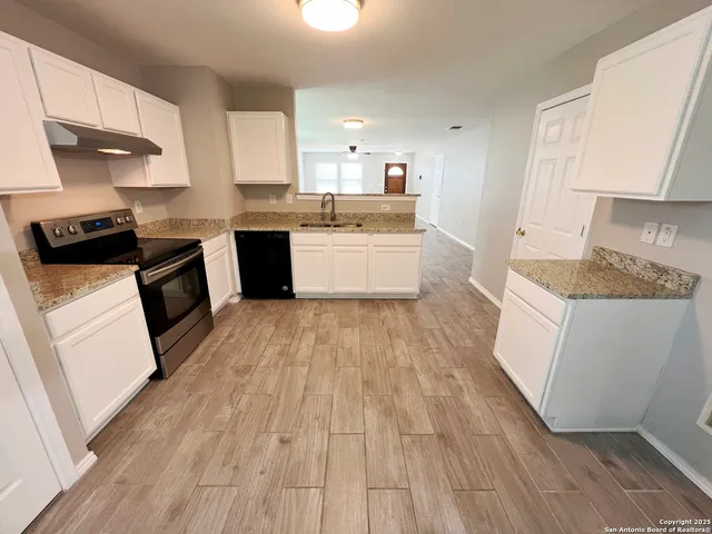 $1,495 | 7906 Copper Brook, Converse, TX 78109