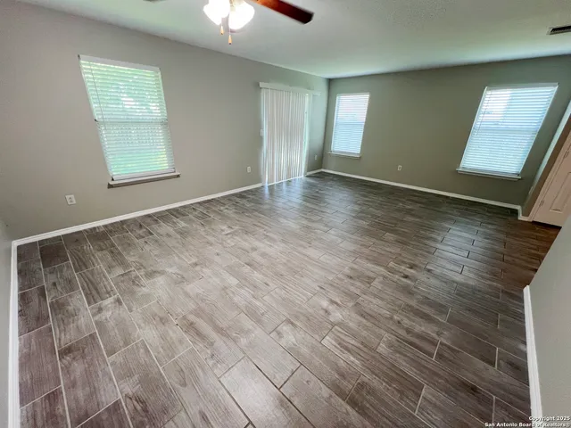 $1,495 | 7906 Copper Brook, Converse, TX 78109