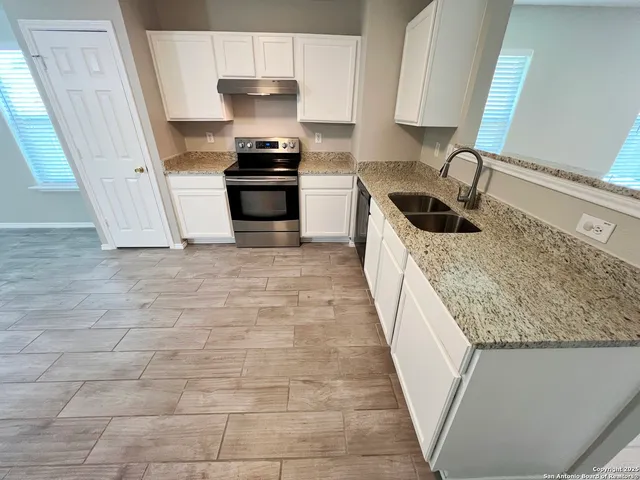 $1,495 | 7906 Copper Brook, Converse, TX 78109