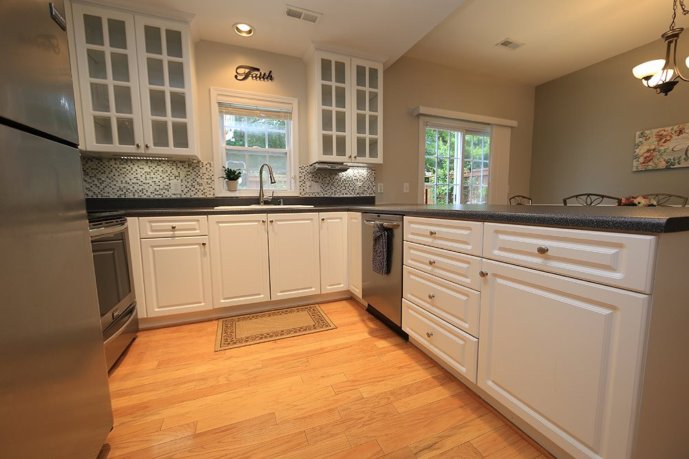 2121 Piney Brook Road, Unit 104 Raleigh, NC 27614 - Photo 8 of 21 KITCHEN