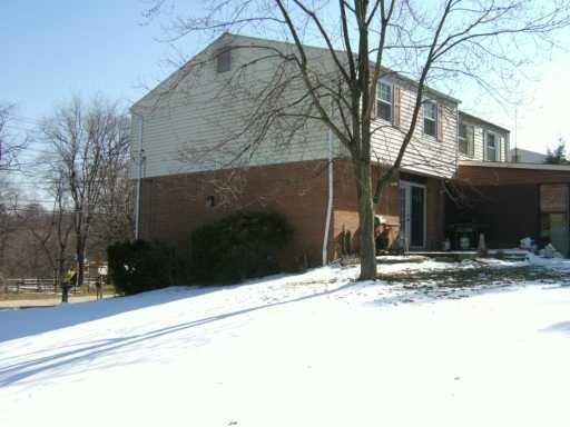 8981 Harmony Road Pittsburgh, PA 15237 - Photo 5 of 5 Gallery Image 5