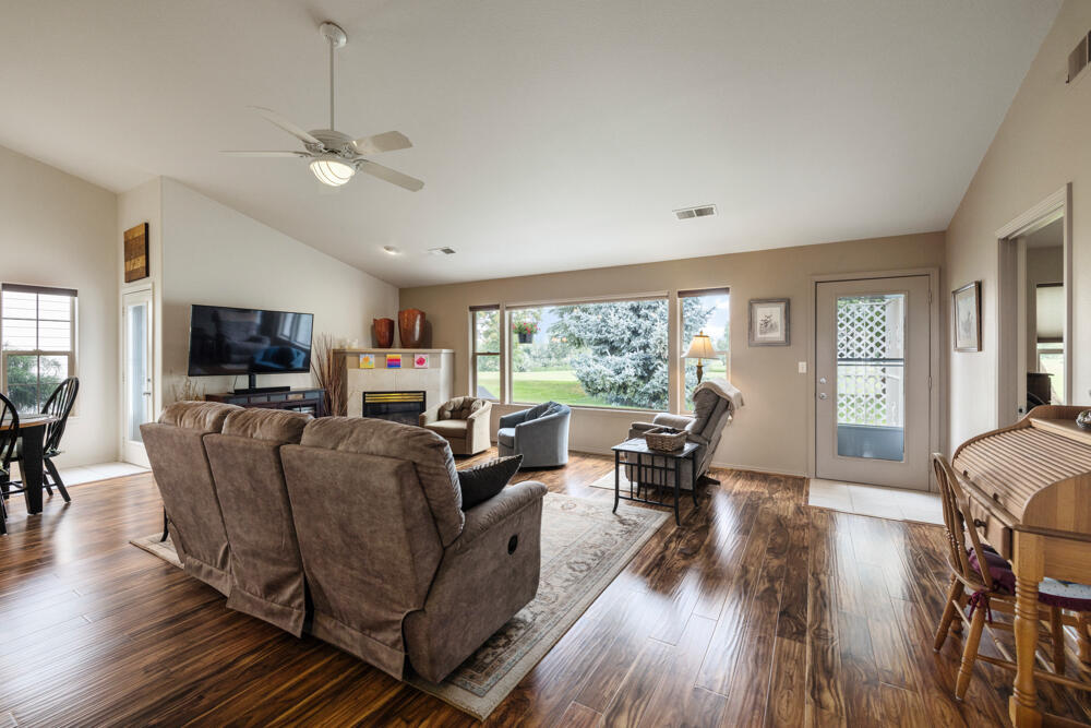 1007 Bismark Street Klamath Falls, OR 97601 - Photo 9 of 47 0008