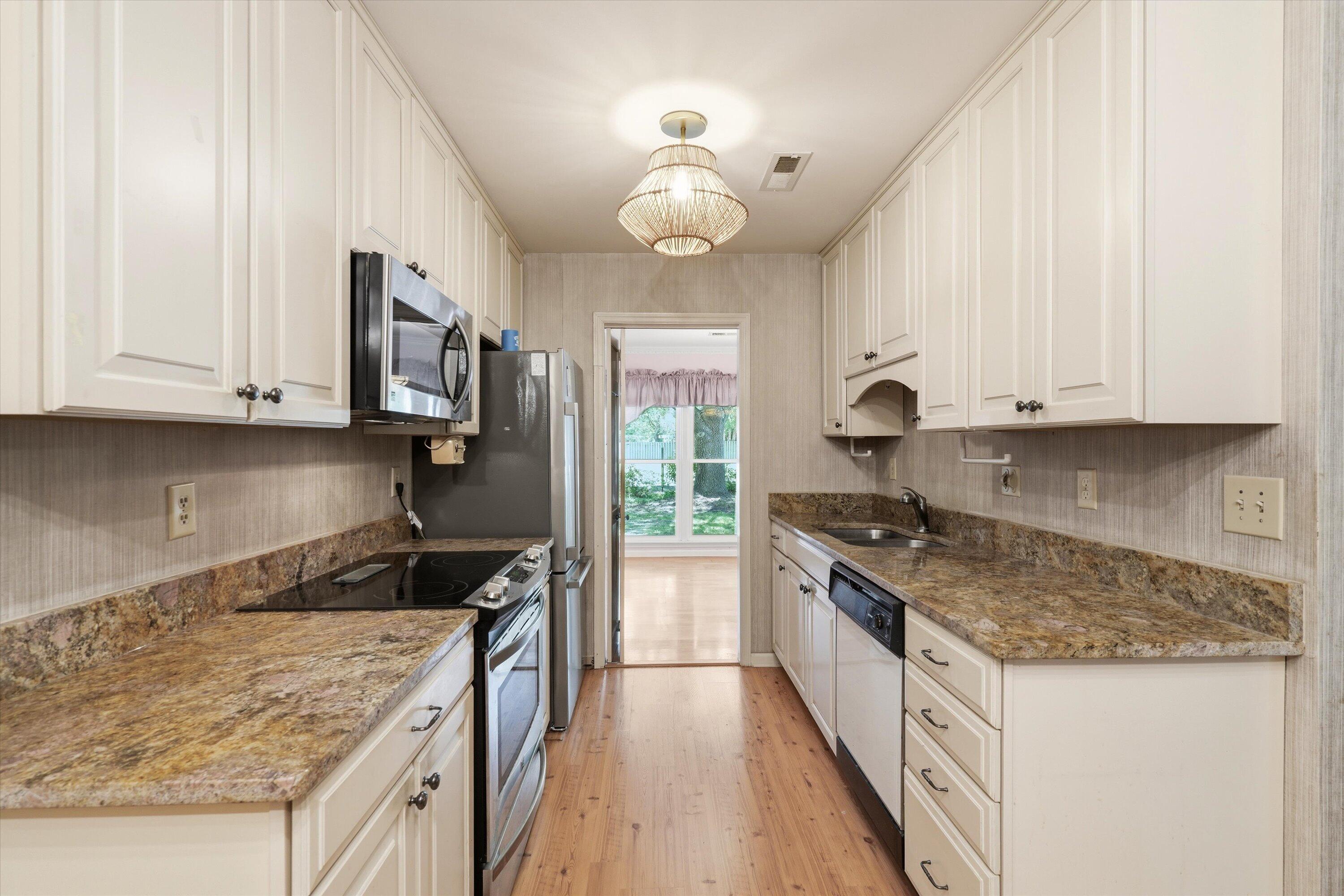 1828 Gun Club Road Charleston, SC 29414 - Photo 11 of 34 11-011_DSC00788
