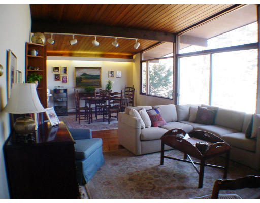 35 Lawrence Lane Lexington, MA 02421 - Photo 2 of 6