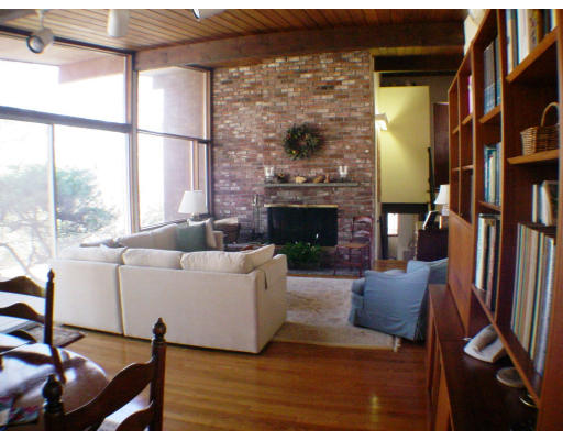 35 Lawrence Lane Lexington, MA 02421 - Photo 3 of 6