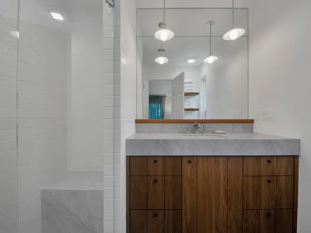 $10,000 | 535 Honeysuckle Lane, Vero Beach, FL 32963