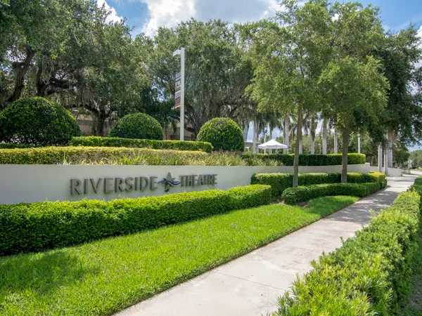 $10,000 | 535 Honeysuckle Lane, Vero Beach, FL 32963
