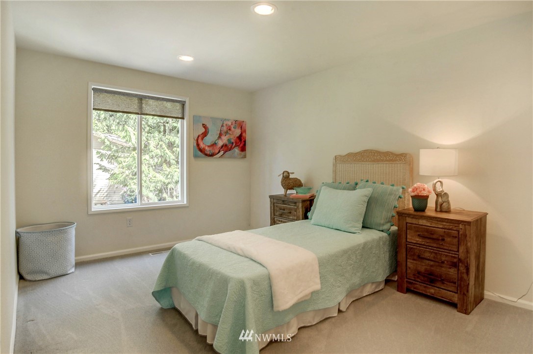 6420 Fisher Road Edmonds, WA 98026 - Photo 14 of 21 Gallery Image 14