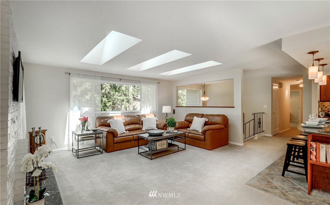 6420 Fisher Road Edmonds, WA 98026 - Photo 3 of 21 Gallery Image 3
