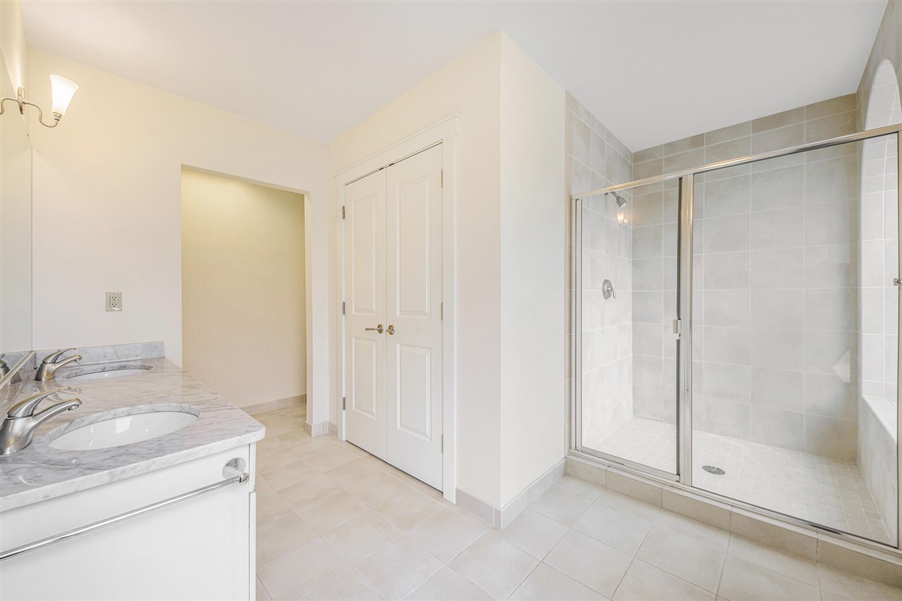 27 Library Street Northeast, Unit 901 Grand Rapids, MI 49503 - Photo 20 of 33