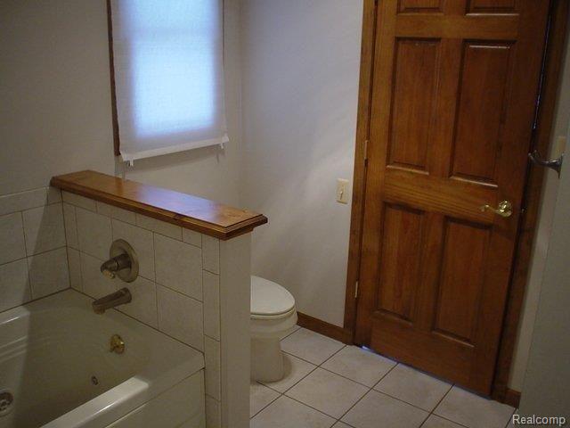 43805 Willis Road Belleville, MI 48111 - Photo 10 of 20 Master Bath