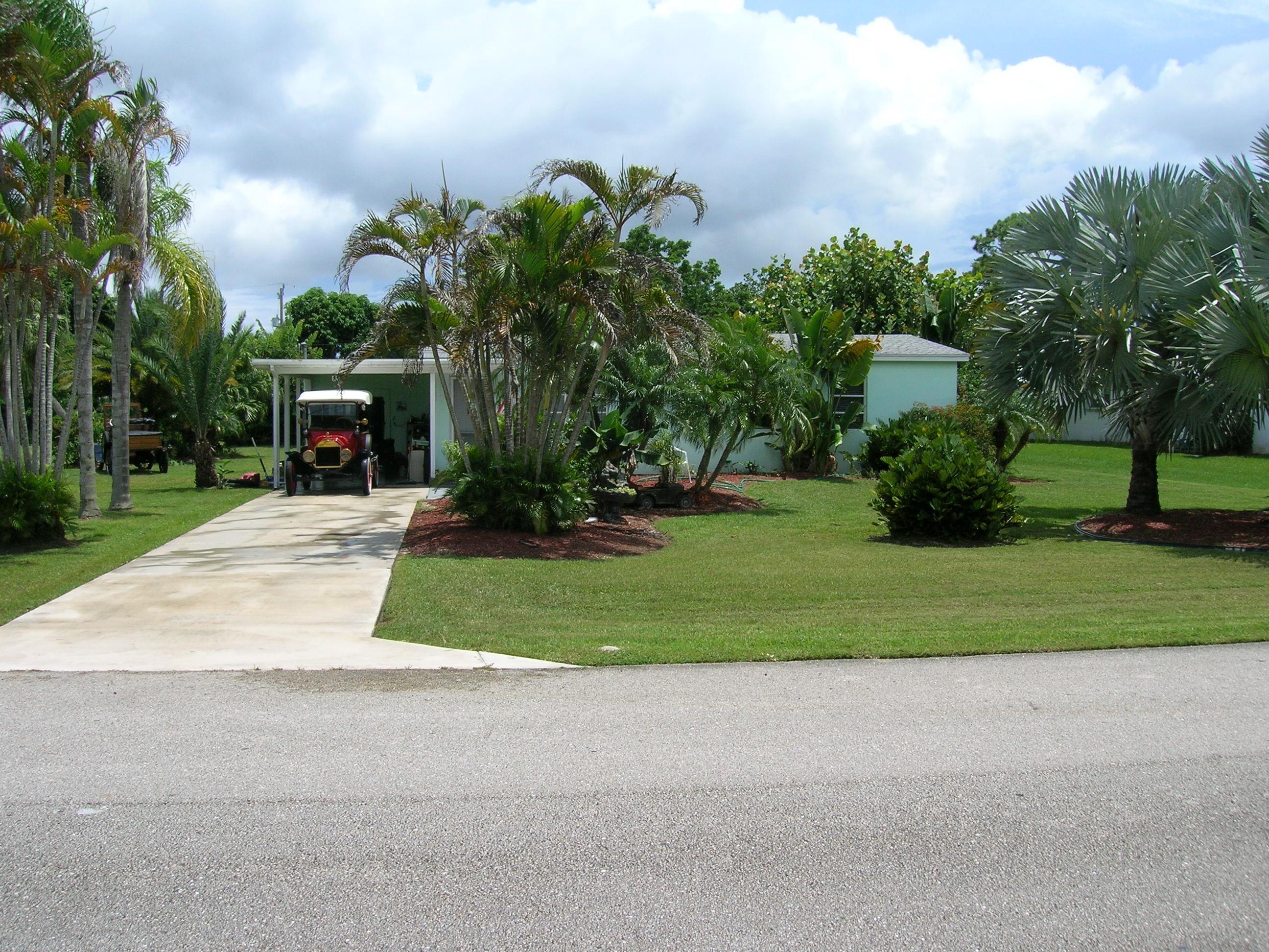 87 Barberton Road Lake Worth, FL 33467 - Photo 1 of 14 002