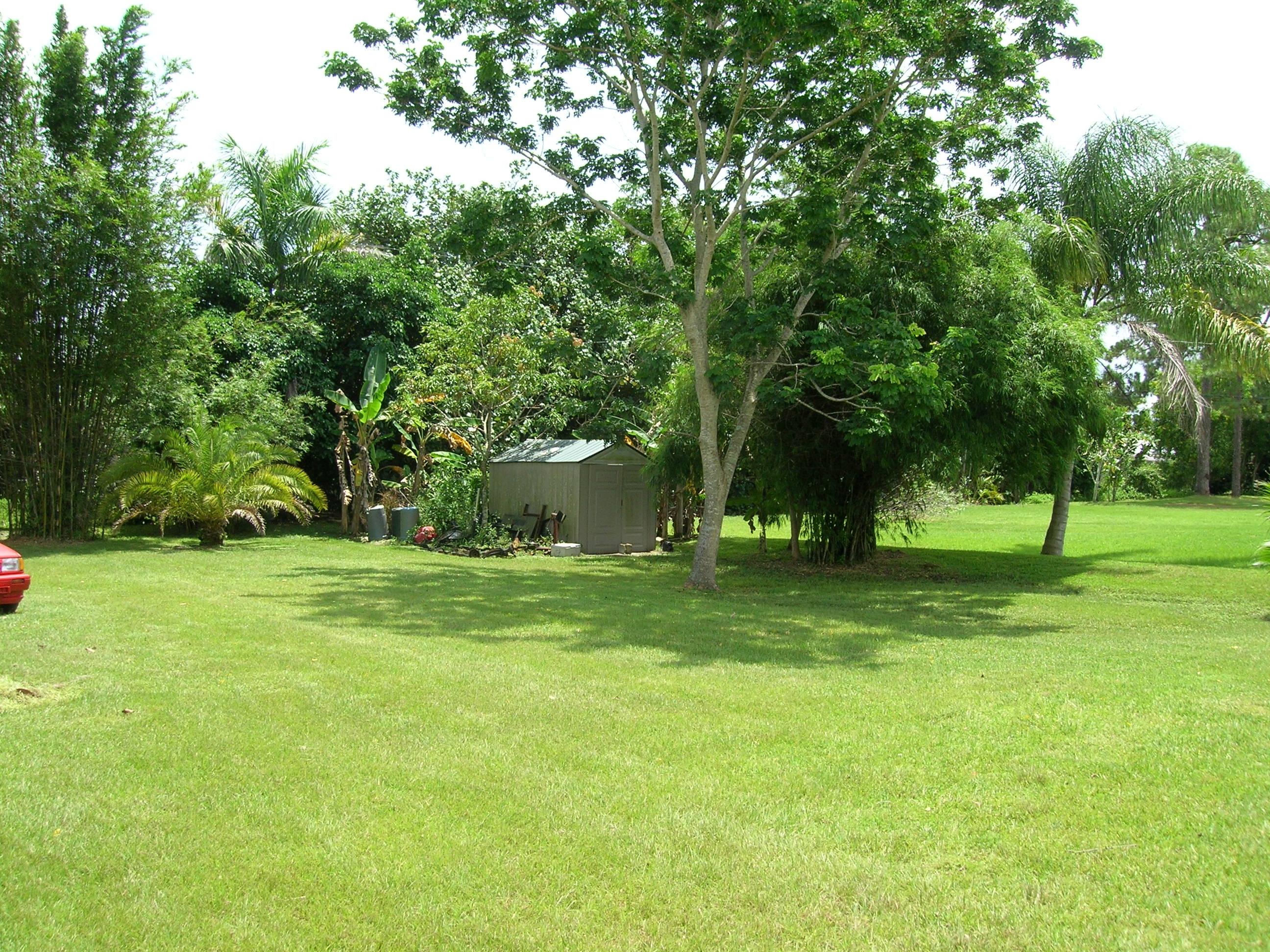 87 Barberton Road Lake Worth, FL 33467 - Photo 5 of 14 007