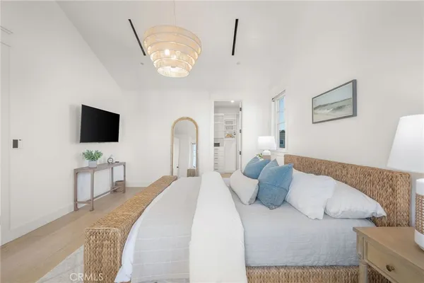 $3,499,000 | 153 Granada Avenue, Long Beach, CA 90803