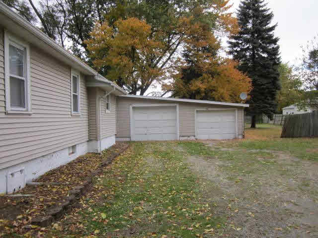 2000 Lakeside Road Erie, MI 48133 - Photo 2 of 14 20394460-1.JPG
