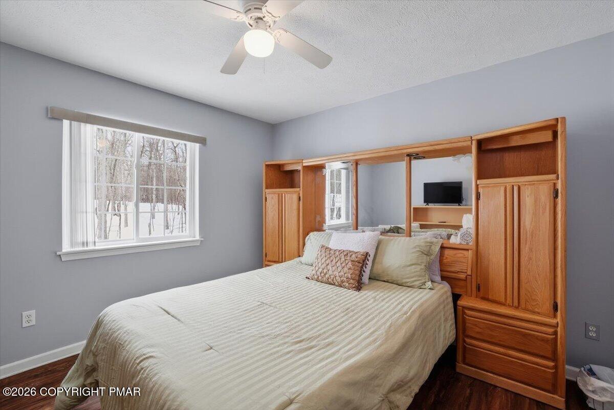 2130 Scarborough Way Bushkill, PA 18324 - Photo 31 of 45 51-Photo-49