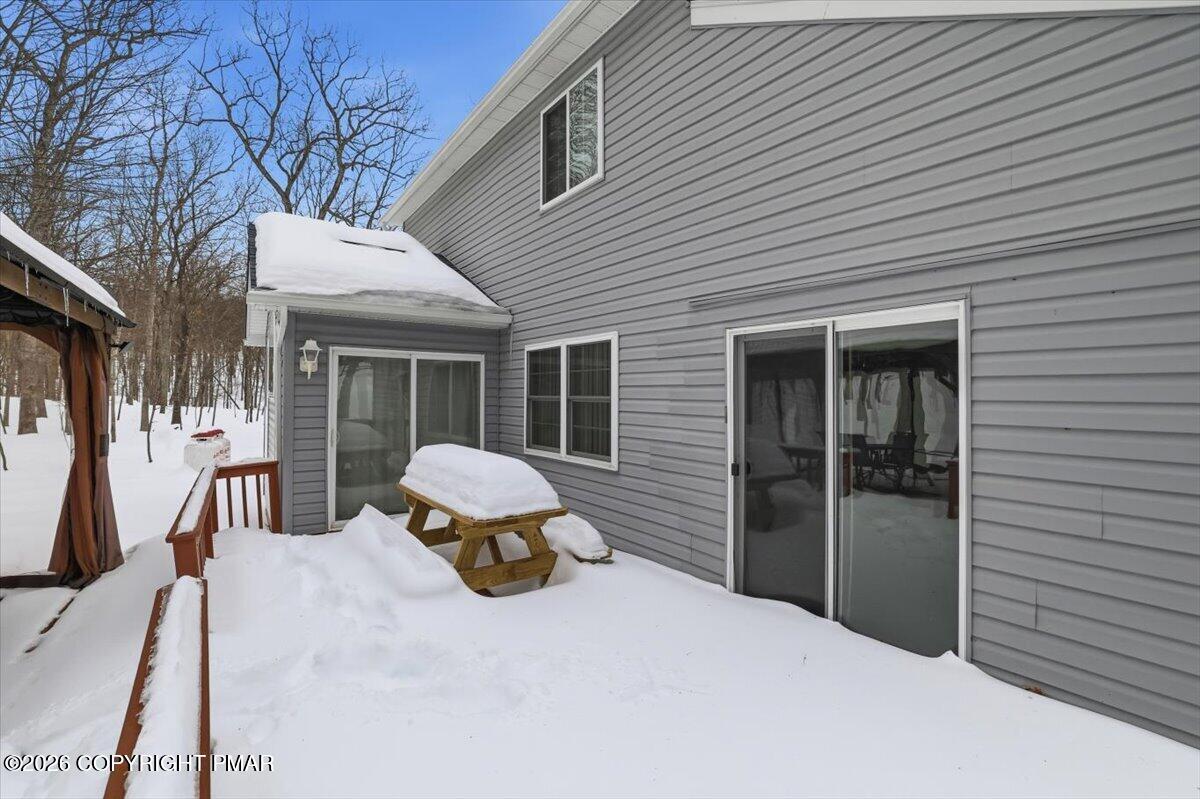 2130 Scarborough Way Bushkill, PA 18324 - Photo 38 of 45 11-Photo-9