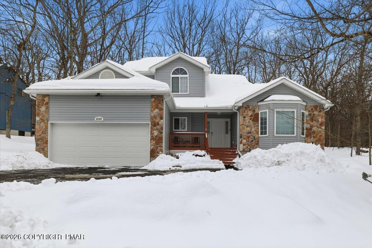 2130 Scarborough Way Bushkill, PA 18324 - Photo 4 of 45 03-Photo-1