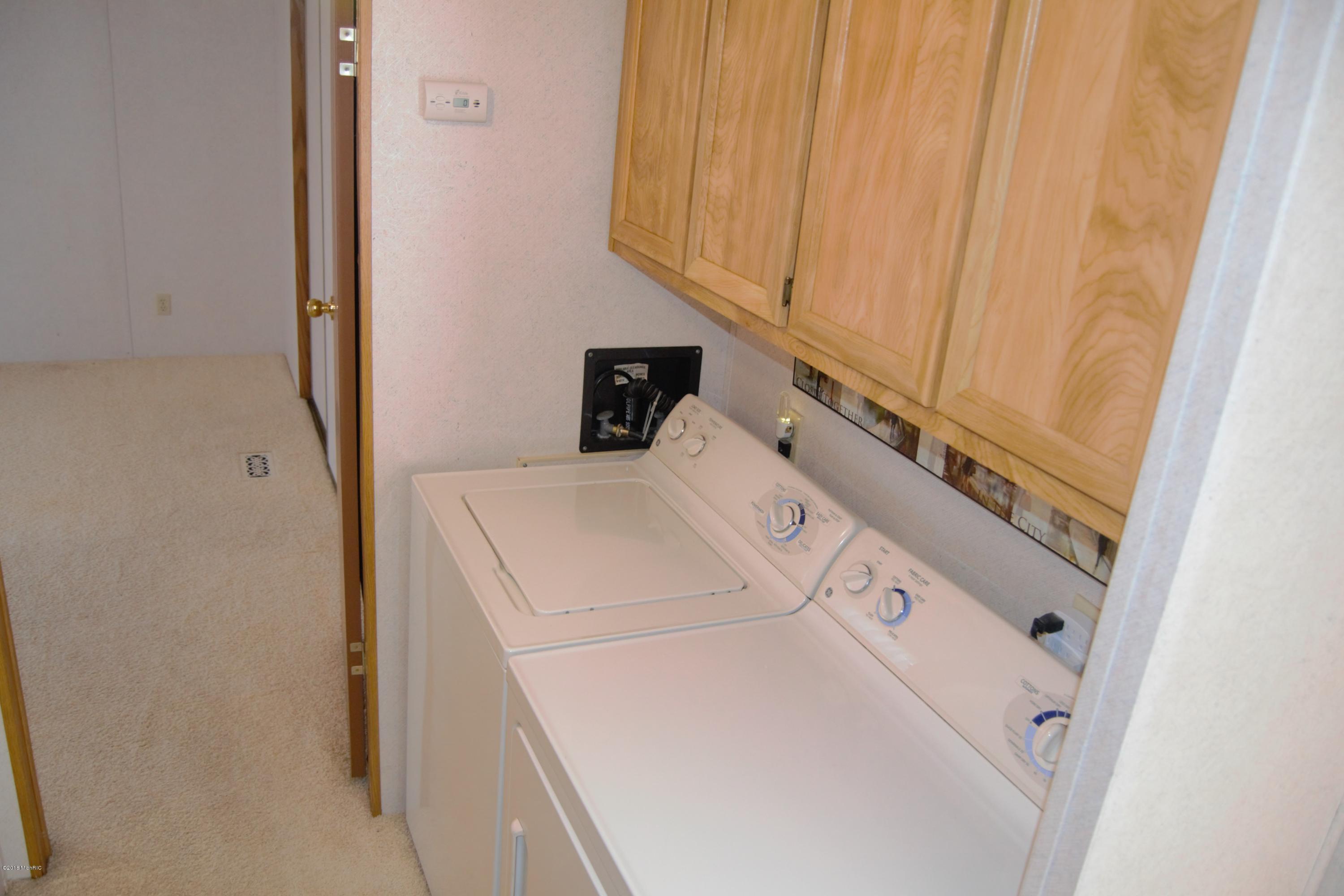 69205 Garver Road, Unit 61 Edwardsburg, MI 49112 - Photo 21 of 28 DSC_4312 (2)
