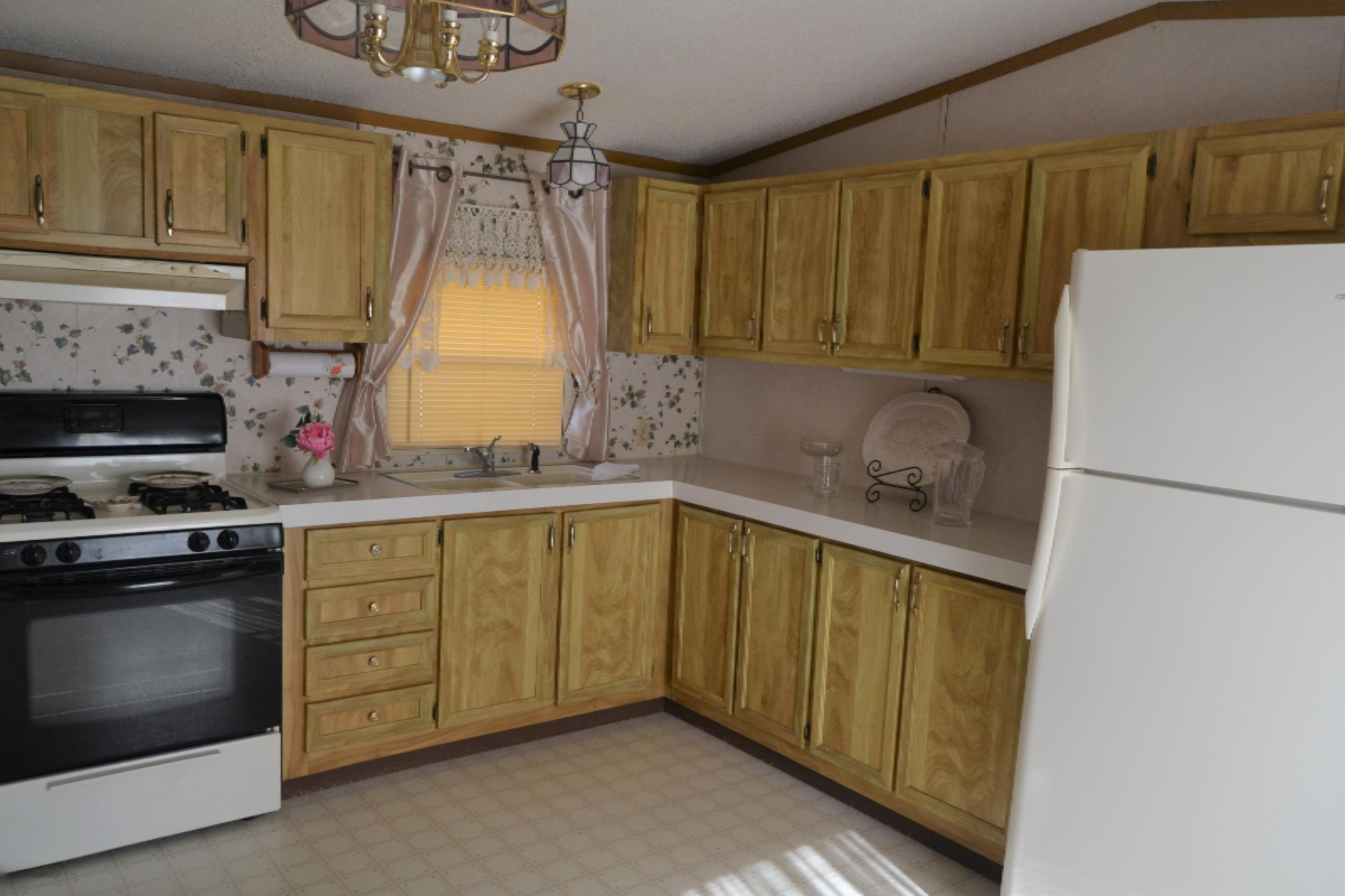 69205 Garver Road, Unit 61 Edwardsburg, MI 49112 - Photo 3 of 28 DSC_4307 (2)