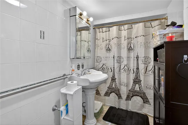 $350,000 | 31 Sassafras Street, Providence, RI 02907