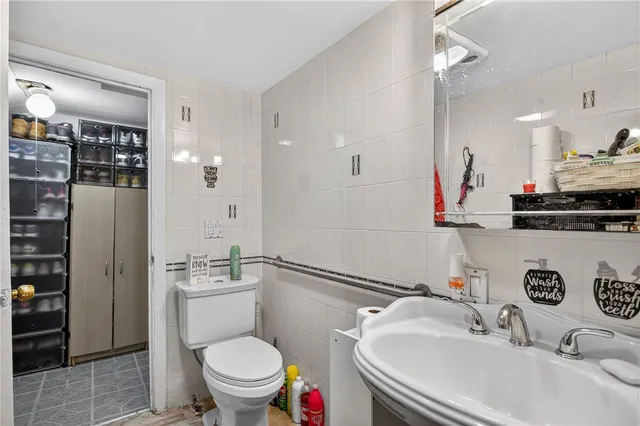 $350,000 | 31 Sassafras Street, Providence, RI 02907