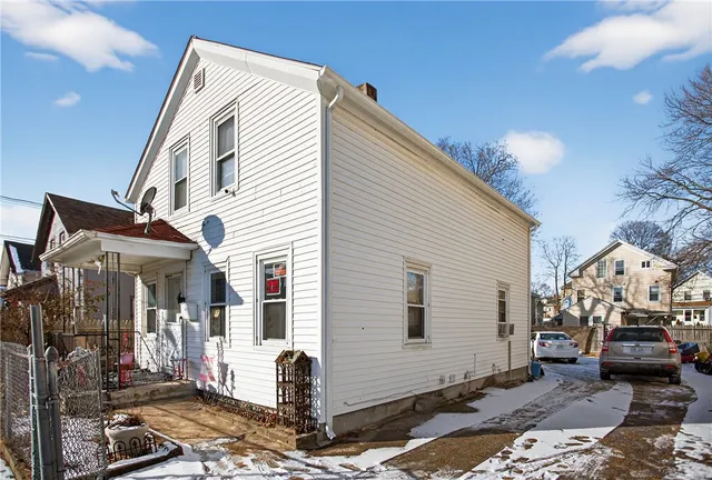 $350,000 | 31 Sassafras Street, Providence, RI 02907