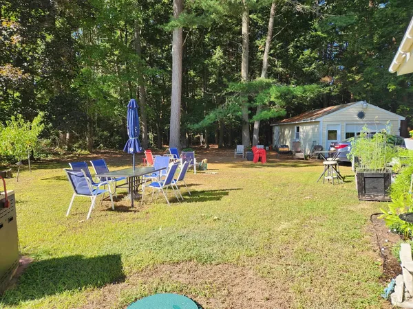 $169,900 | 63 Evergreen Lane, Hopkinton, NH 03229