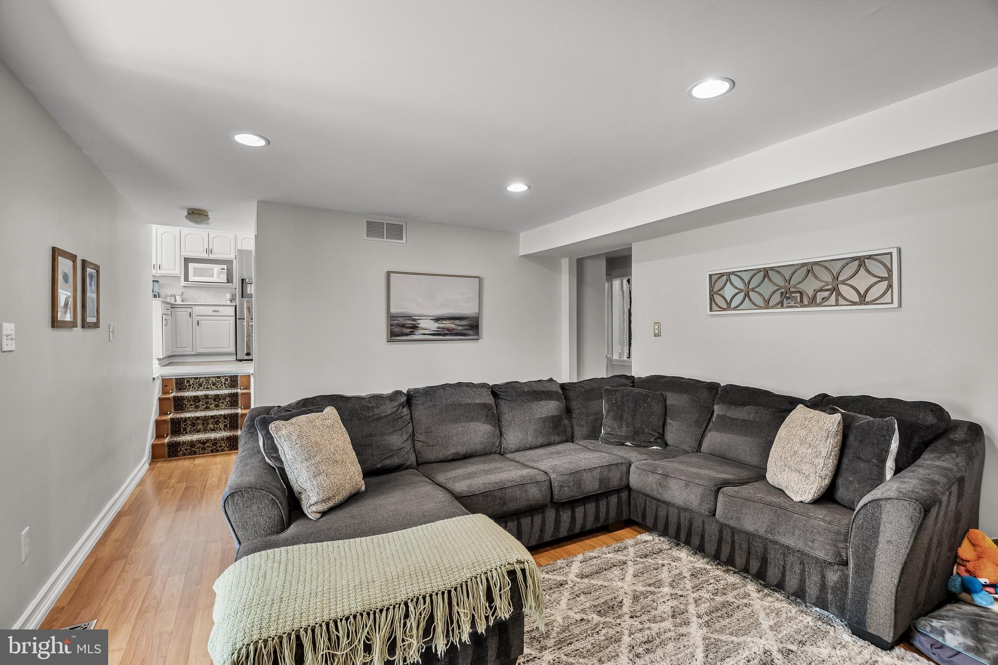 117 Randle Court Delran, NJ 08075 - Photo 17 of 48