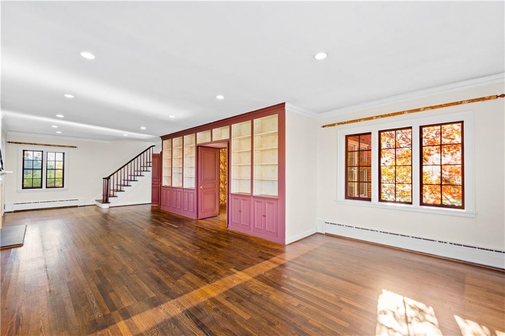 869 Bower Hill Road Pittsburgh, PA 15243 - Photo 5 of 25 Gallery Image 5