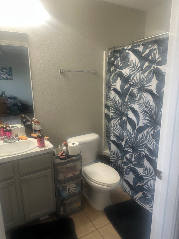 23269 High Point Street, Unit 71 Prairie View, TX 77445 - Photo 9 of 31 a bathroom with a toilet and a sink