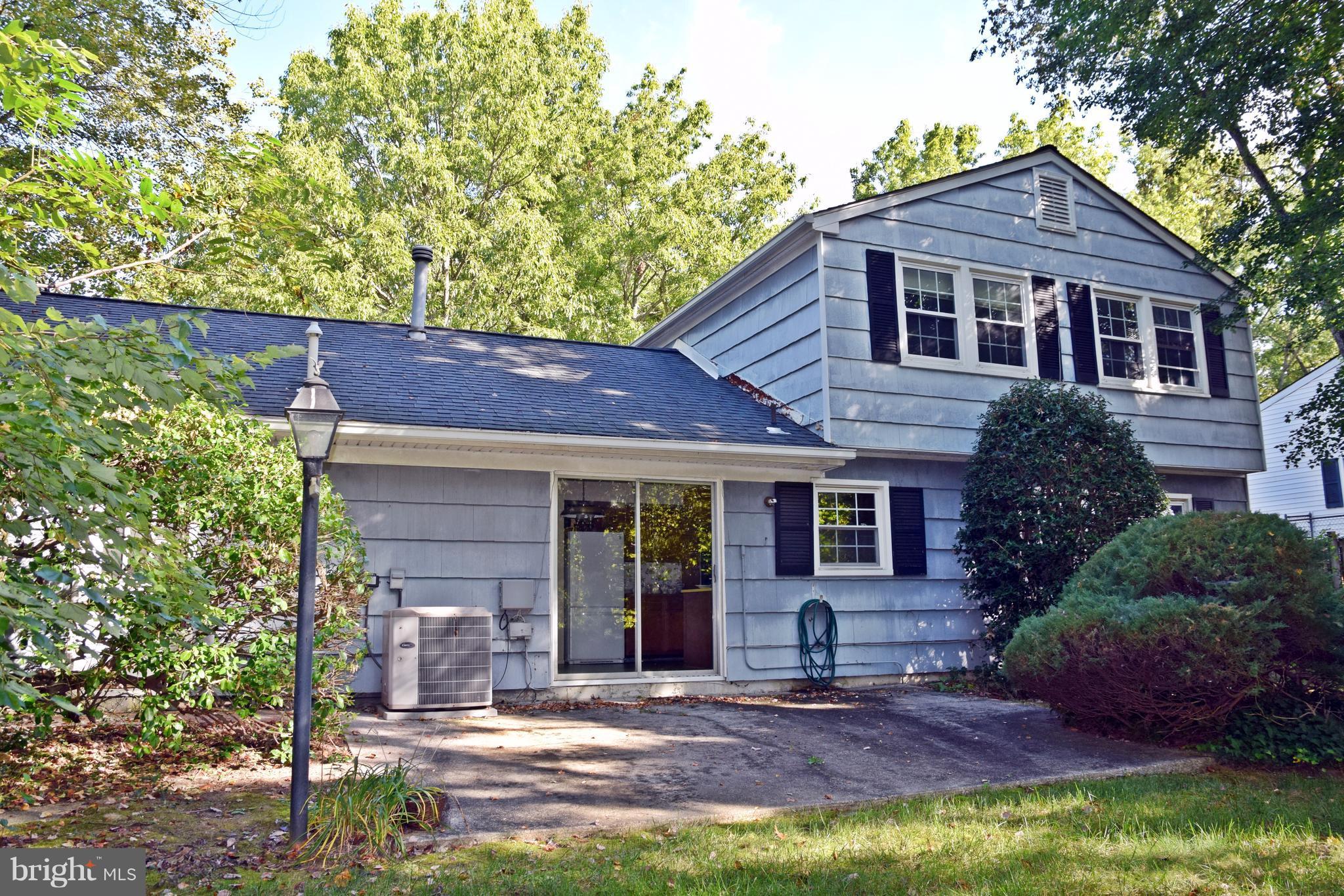 1689 Tarleton Way Crofton, MD 21114 - Photo 2 of 4 Exterior (Rear)