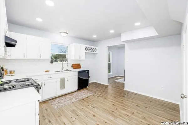 $1,800 | 5703 Honeygold Drive, San Antonio, TX 78222