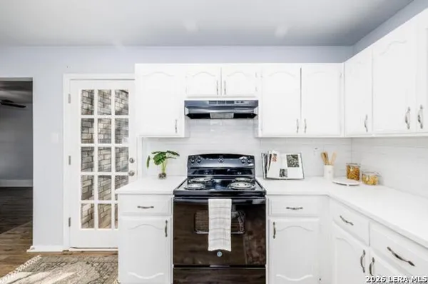 $1,800 | 5703 Honeygold Drive, San Antonio, TX 78222