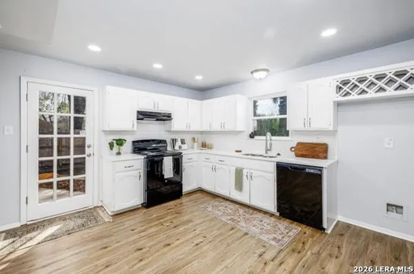 $1,800 | 5703 Honeygold Drive, San Antonio, TX 78222