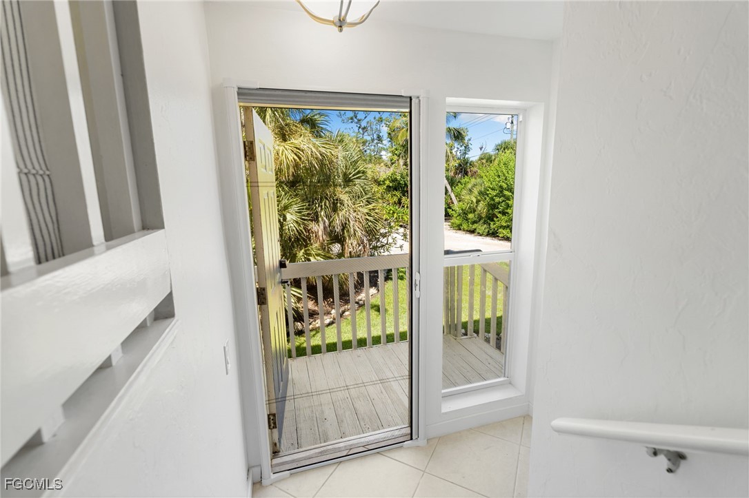 1039 Beach Road, Unit 104 Sanibel, FL 33957 - Photo 27 of 50