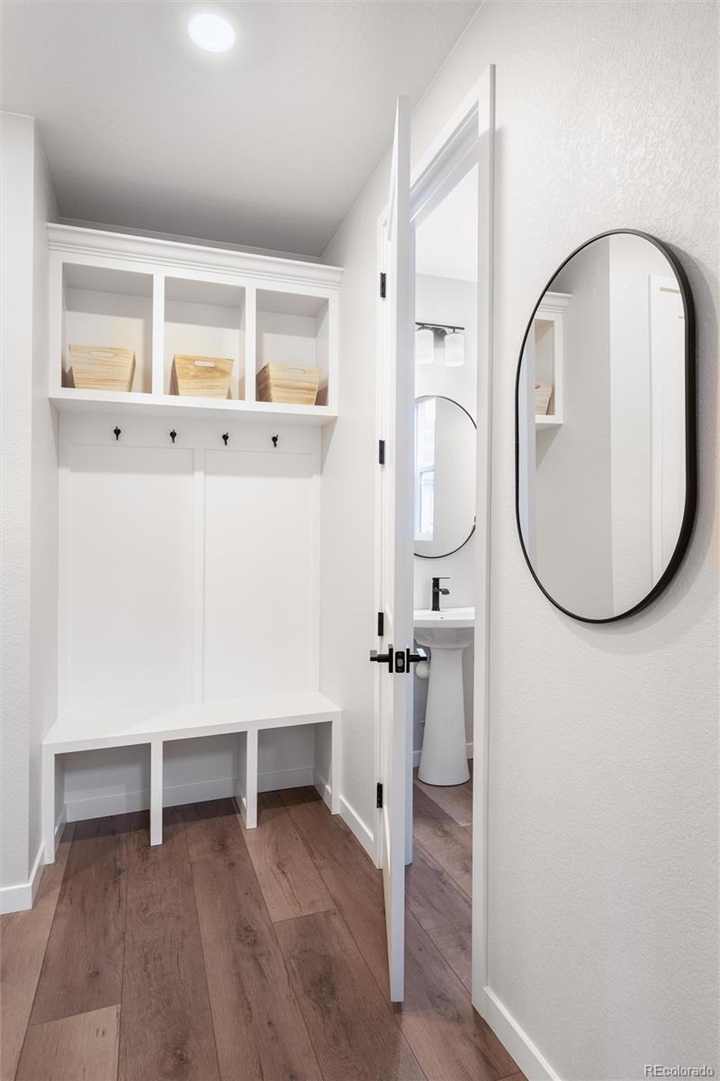 12015 Verse Road Lone Tree, CO 80134 - Photo 20 of 46