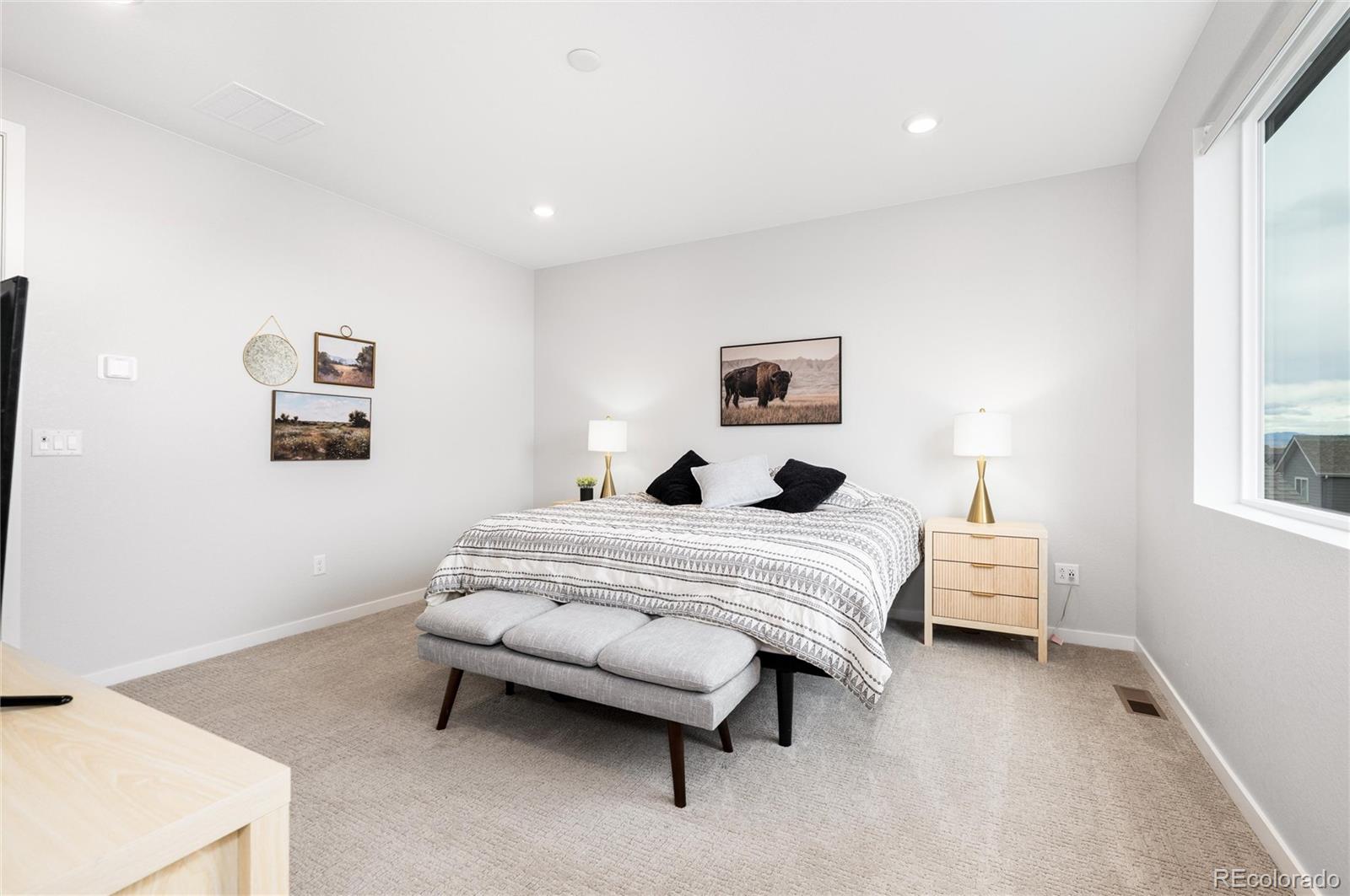 12015 Verse Road Lone Tree, CO 80134 - Photo 24 of 46