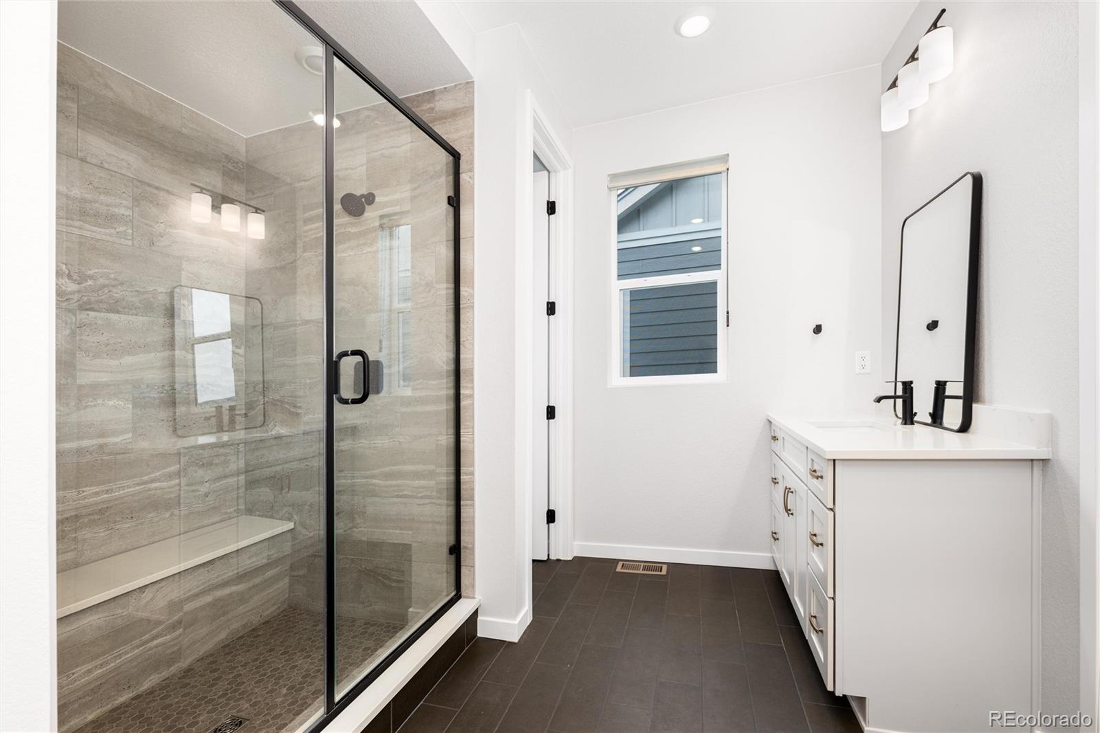 12015 Verse Road Lone Tree, CO 80134 - Photo 26 of 46