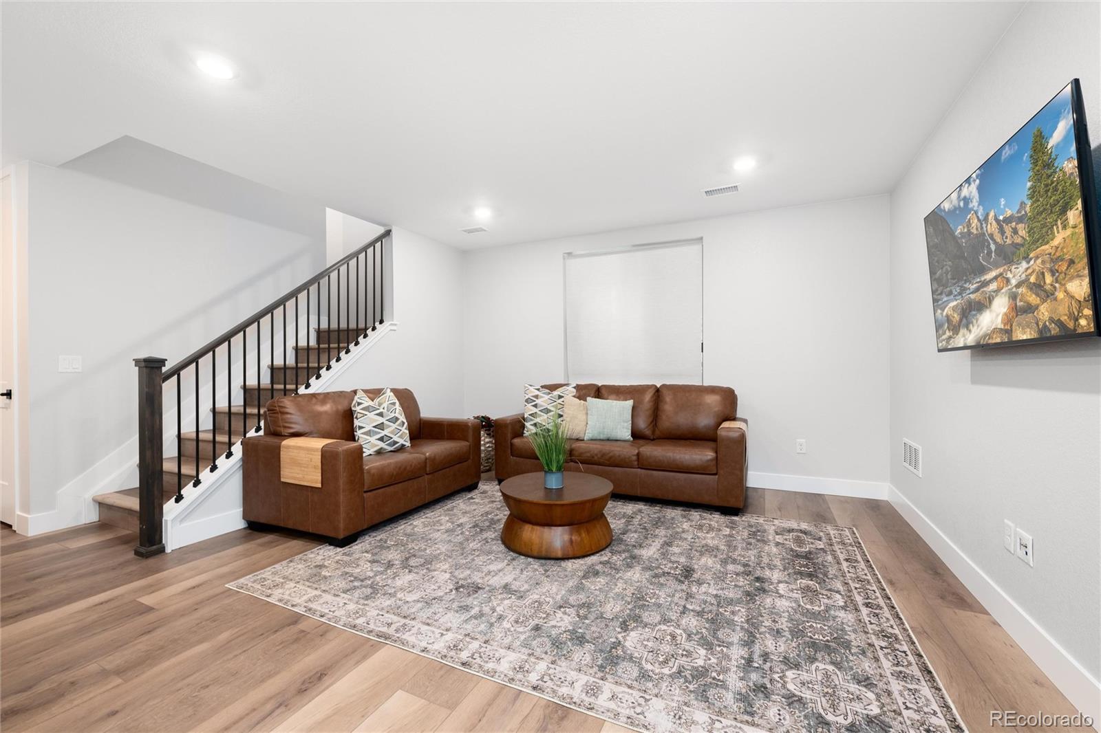 12015 Verse Road Lone Tree, CO 80134 - Photo 37 of 46