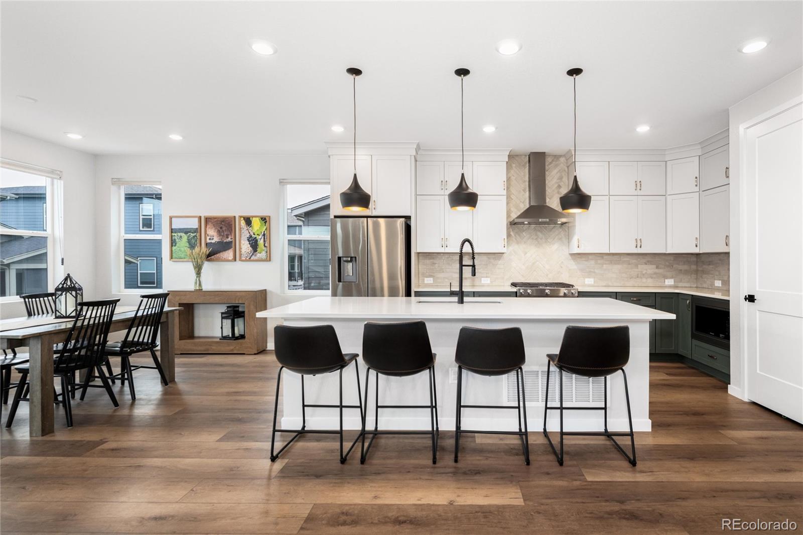 12015 Verse Road Lone Tree, CO 80134 - Photo 8 of 46