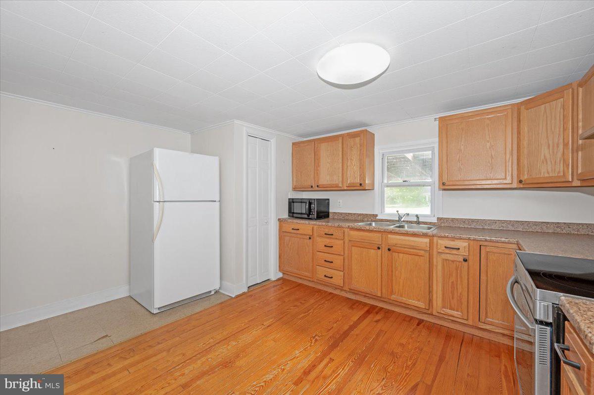 13035 Brice Road Thurmont, MD 21788 - Photo 5 of 58 Kitchen