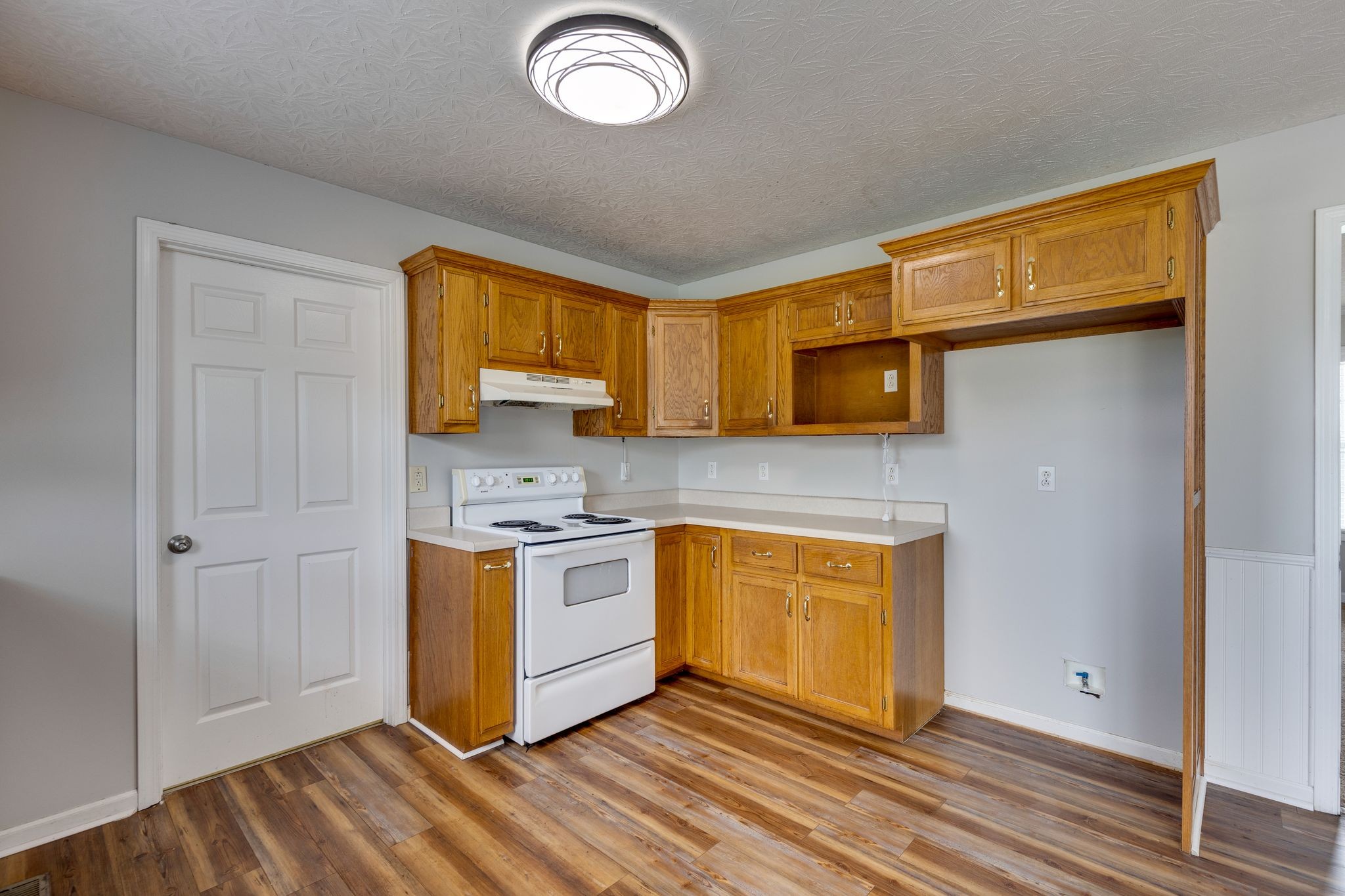 1882 Port Royal Road Adams, TN 37010 - Photo 13 of 28