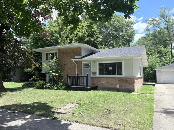 $172,000 | 175 Westwood Drive, Park Forest, IL 60466