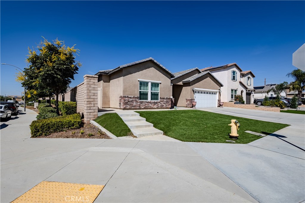 14337 Tansy Road Moreno Valley, CA 92555 - Photo 2 of 31 Welcome home- Front View